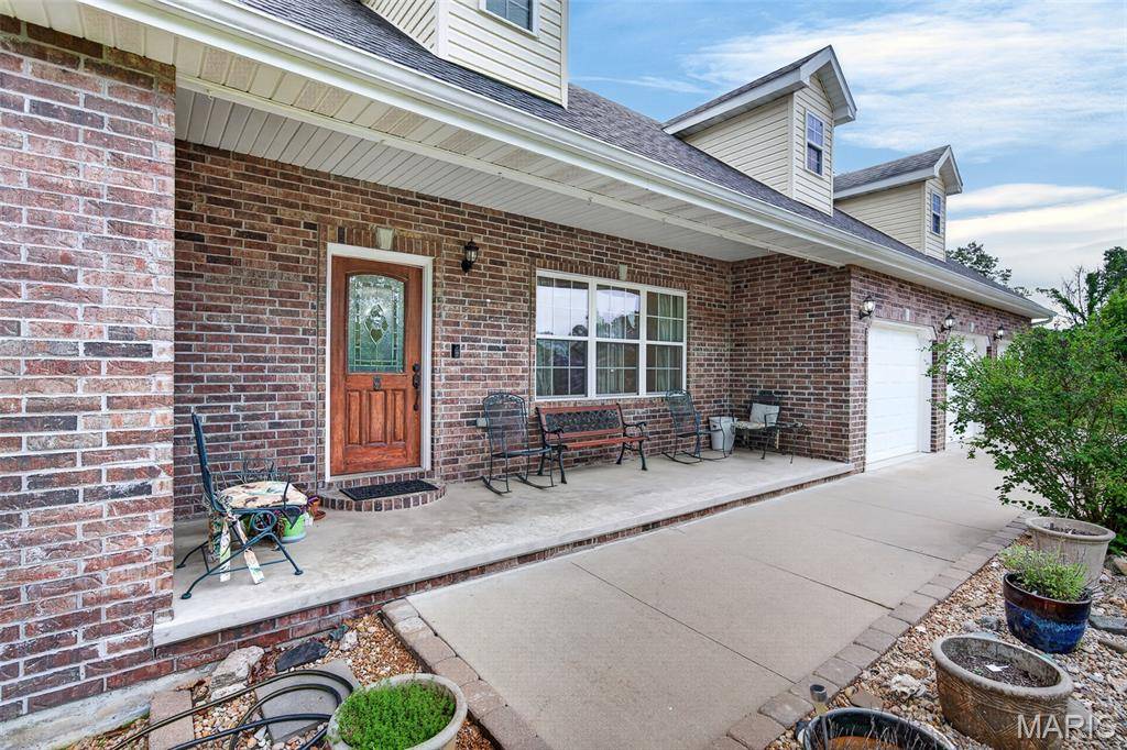 19906 Lucas LN, Waynesville, MO 65583