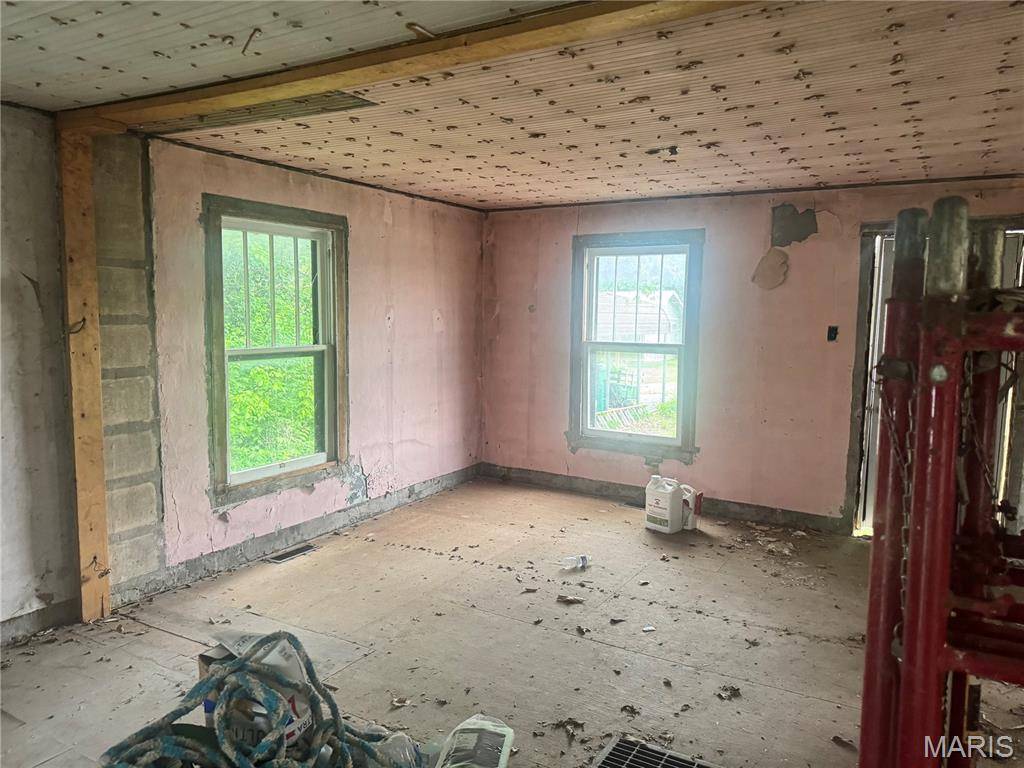 838 High ST, Imperial, MO 63052