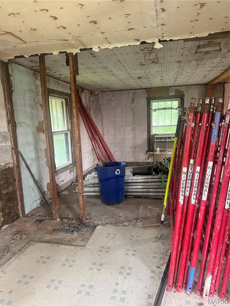 838 High ST, Imperial, MO 63052