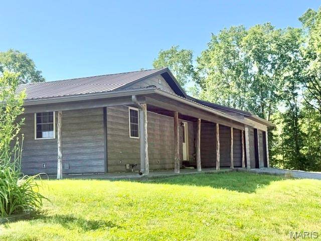57898 Flint Hill RD, New London, MO 63459