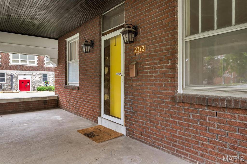 2312 Bellevue AVE, Maplewood, MO 63143