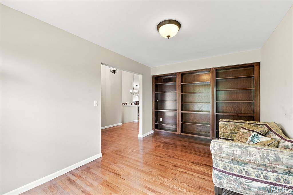 1246 Sadie LN, Fenton, MO 63026