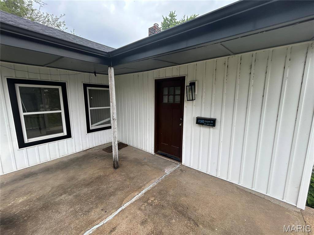 7353 Virginia AVE, St Louis, MO 63111