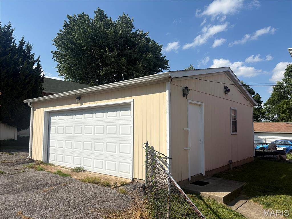 1311 Wachtel AVE, St Louis, MO 63125