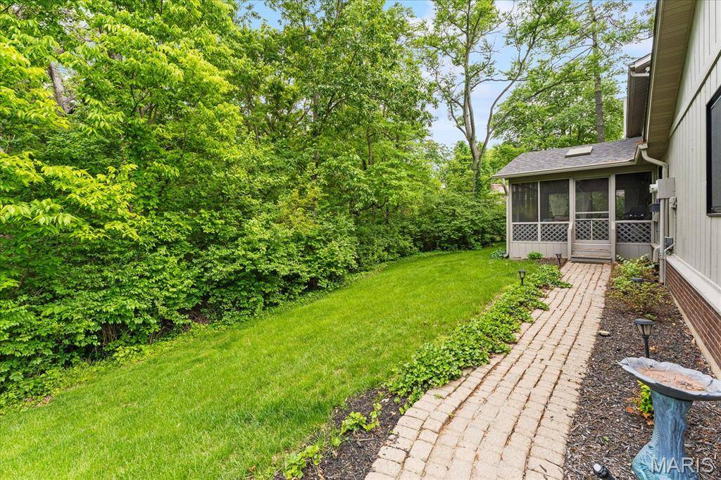 22 Brandonwood DR, O'fallon, IL 62269