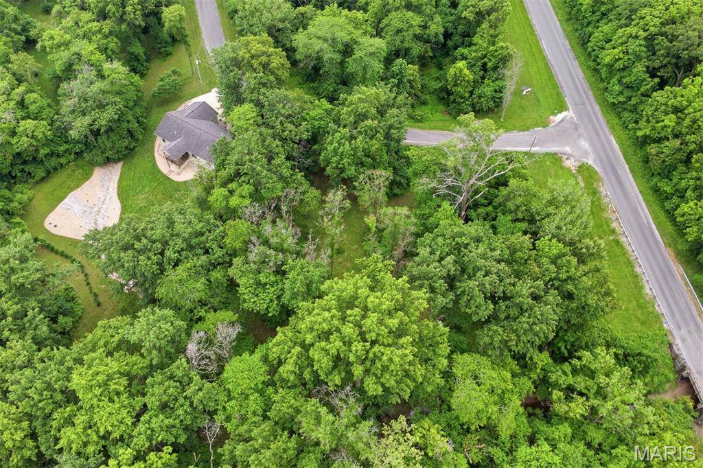 XXX Joseph Drive, Pocahontas, IL 62275