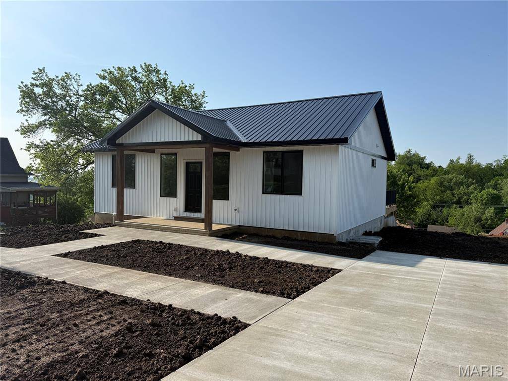 707 Hayward ST, Hannibal, MO 63401