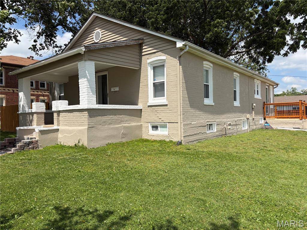 206 N Church ST, Sullivan, MO 63080