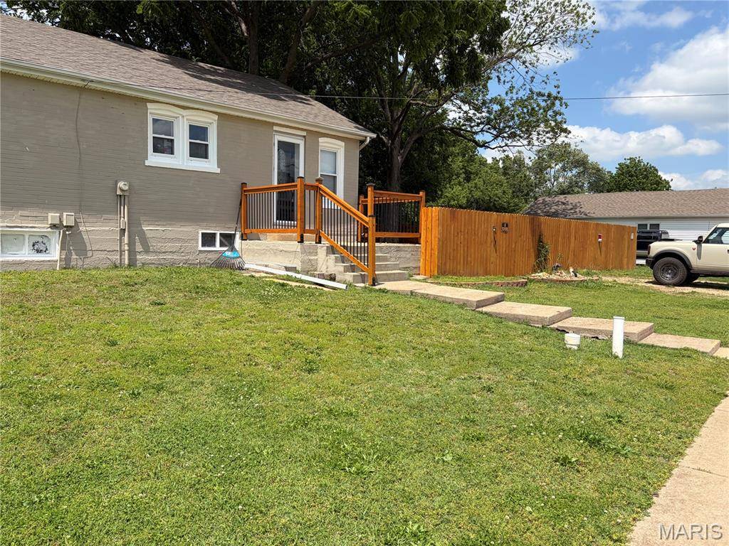 206 N Church ST, Sullivan, MO 63080