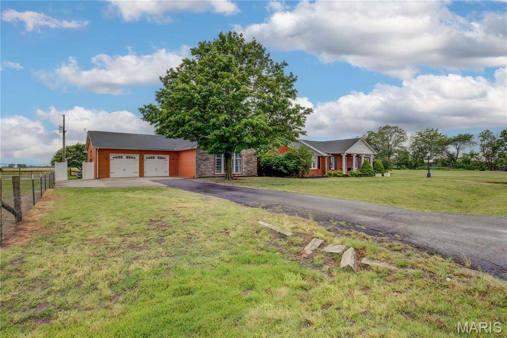 763 N Highway CC, Bertrand, MO 63823