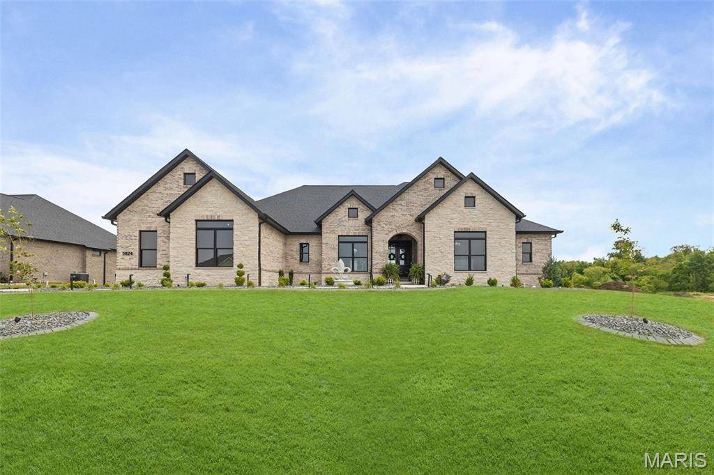 3824 Tanzanite TRL, Edwardsville, IL 62025