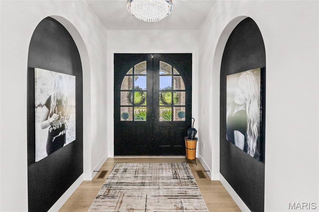 3824 Tanzanite TRL, Edwardsville, IL 62025