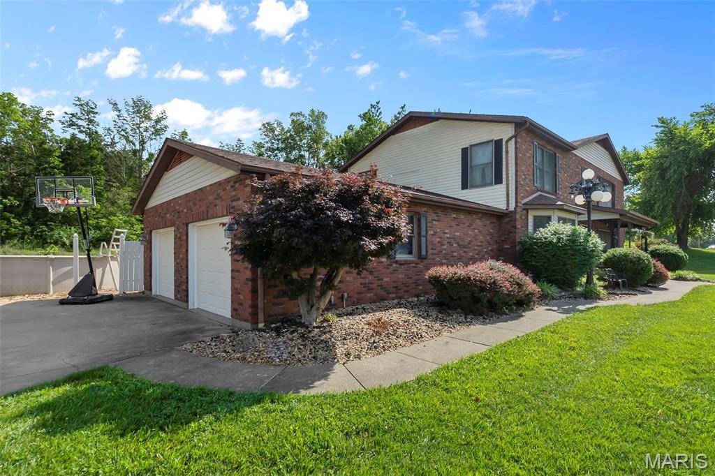 816 Ridge DR, Perryville, MO 63775