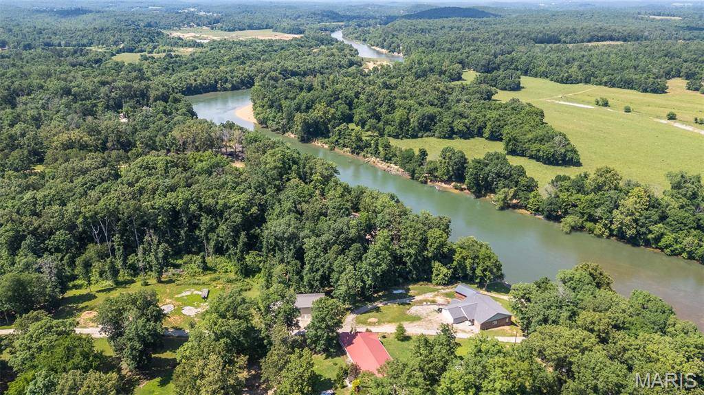 157 Lily LN, Doniphan, MO 63935