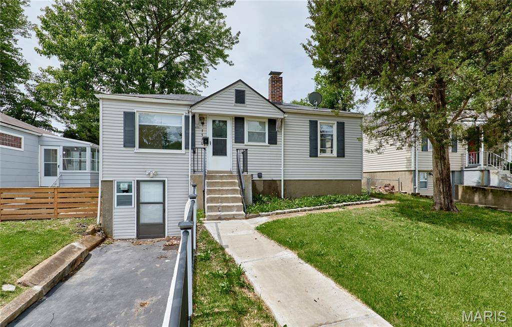 7536 Eunice AVE, St Louis, MO 63136