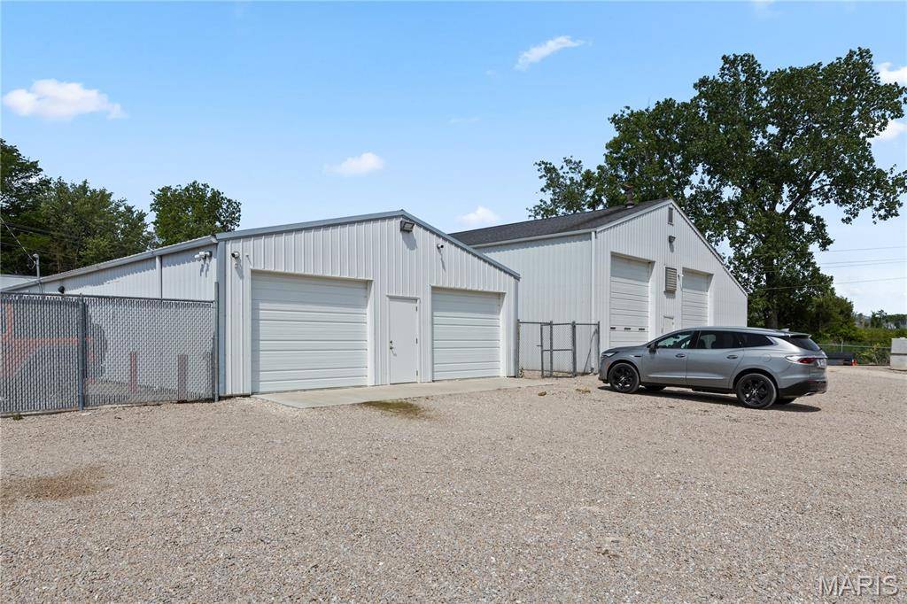 1730 daniel boone industrial DR, Truesdale, MO 63380