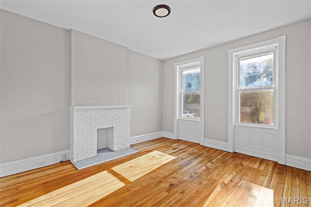 2628 Oregon AVE, St Louis, MO 63118