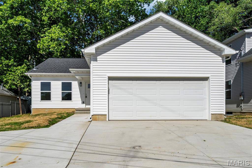 9931 S Broadway, St Louis, MO 63125