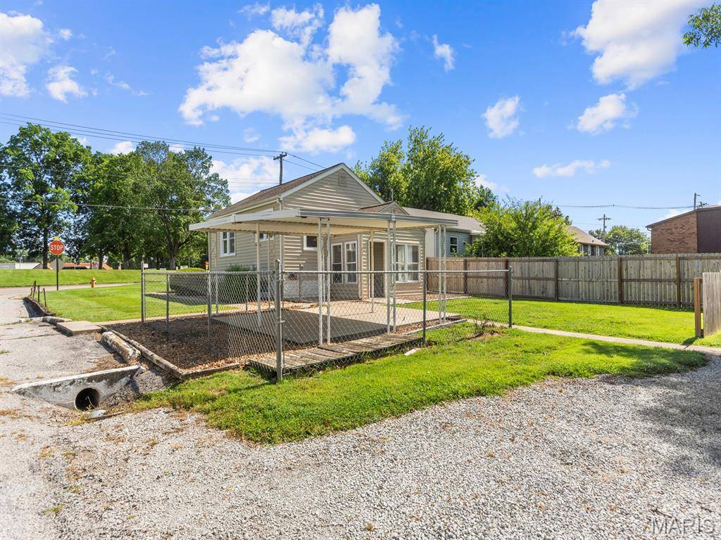 524 W Morgan ST, Swansea, IL 62226