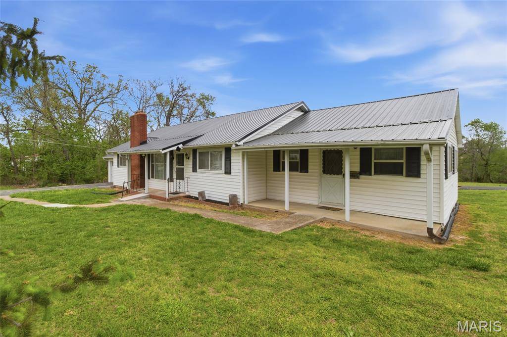 916 Sommerfield DR, Houston, MO 65483