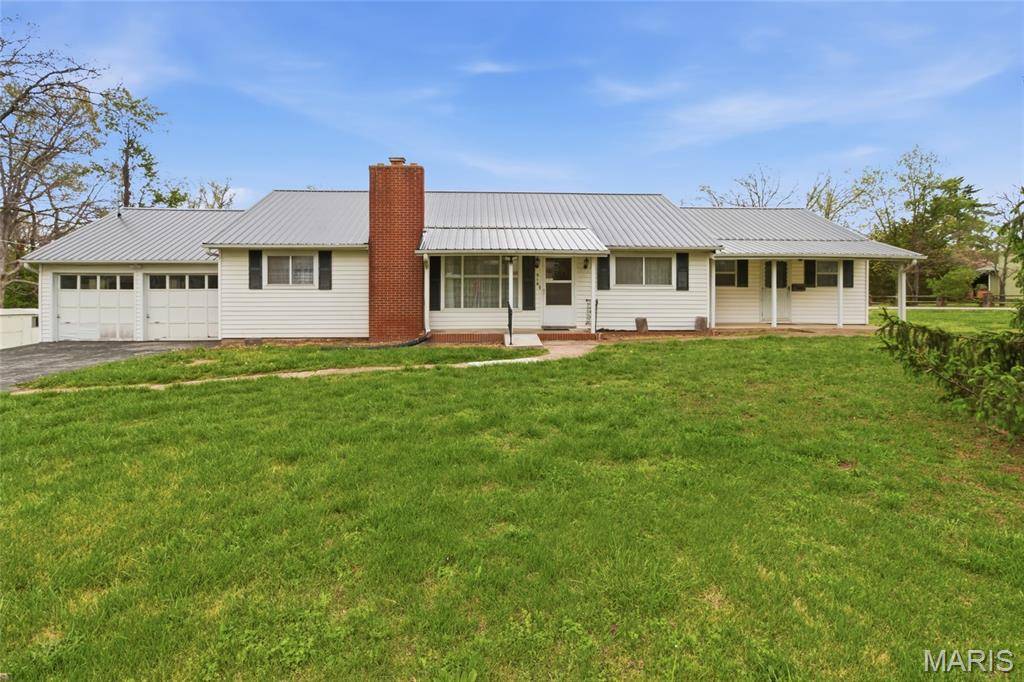916 Sommerfield DR, Houston, MO 65483