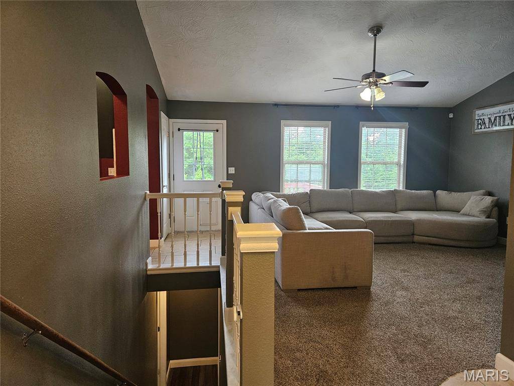15630 Top DR, St Robert, MO 65584