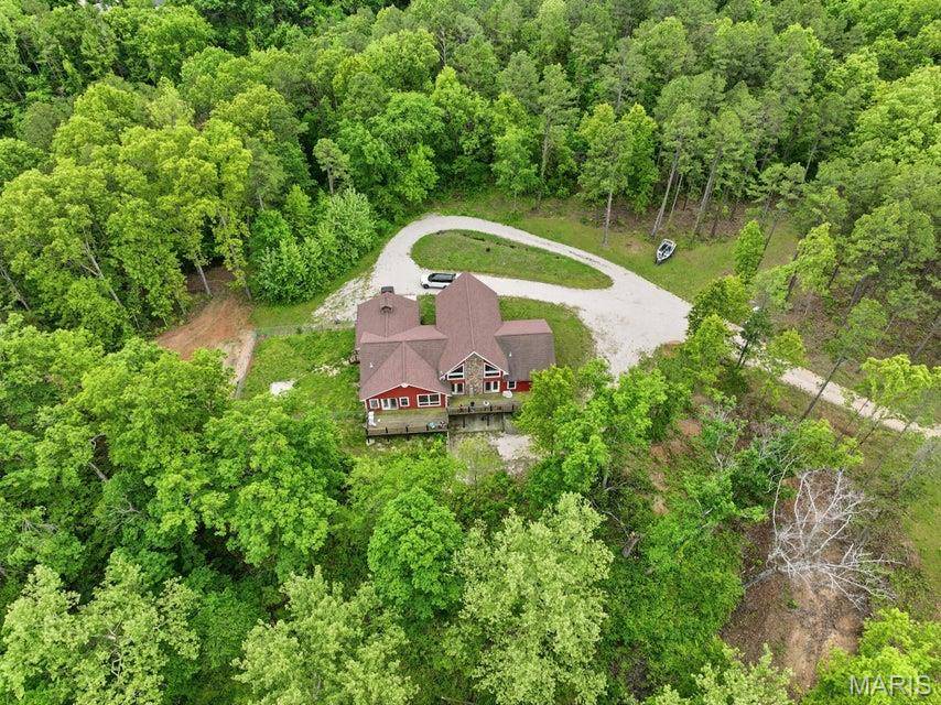 18418 Circle B RD, Eminence, MO 65466