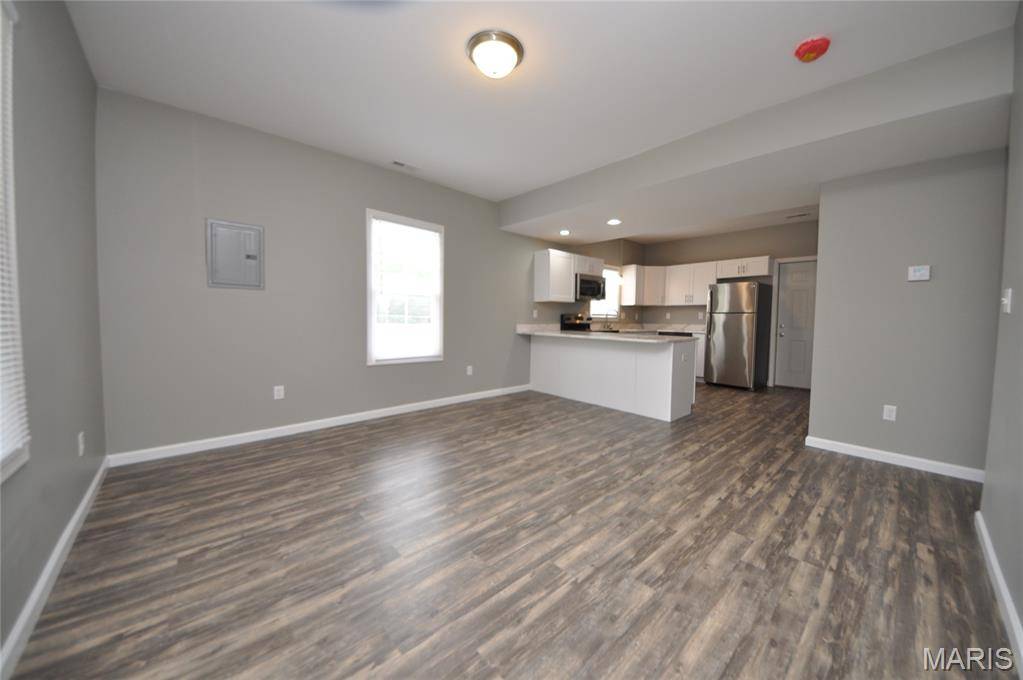 502 S Linn AVE, Wentzville, MO 63385