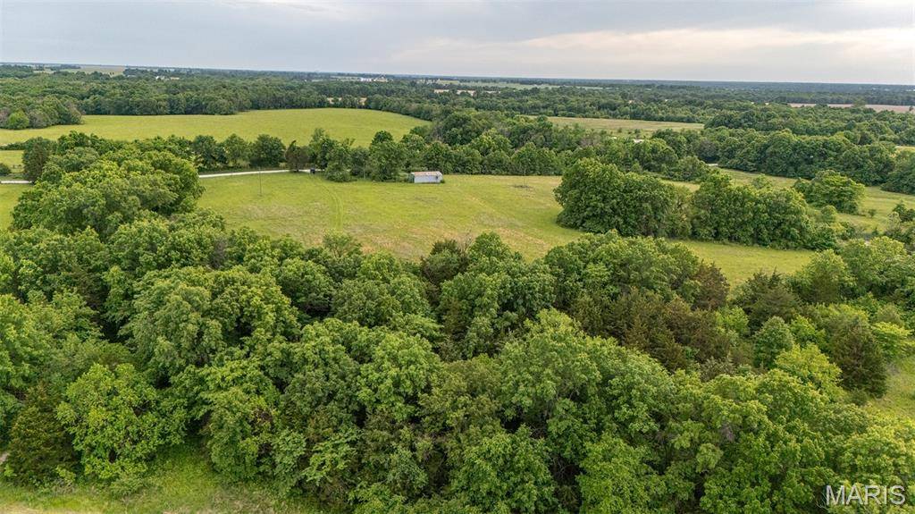 24435 Audrain Road 350 RD, Mexico, MO 65265