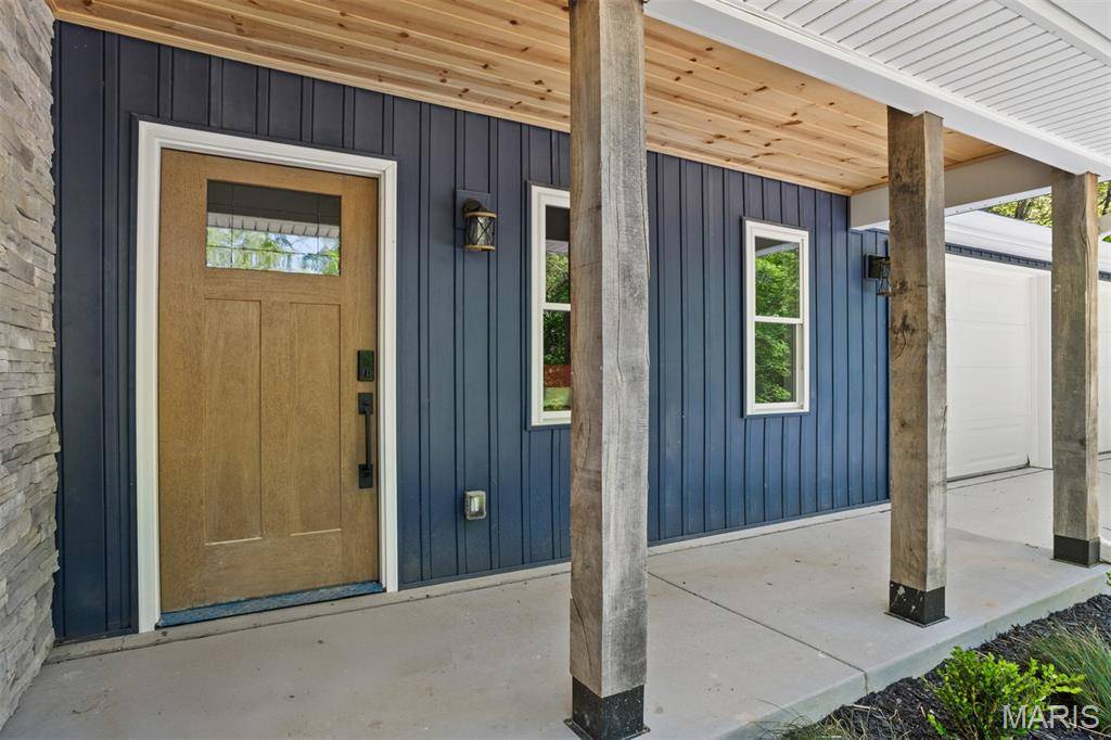 3112 Del Rio DR, High Ridge, MO 63049