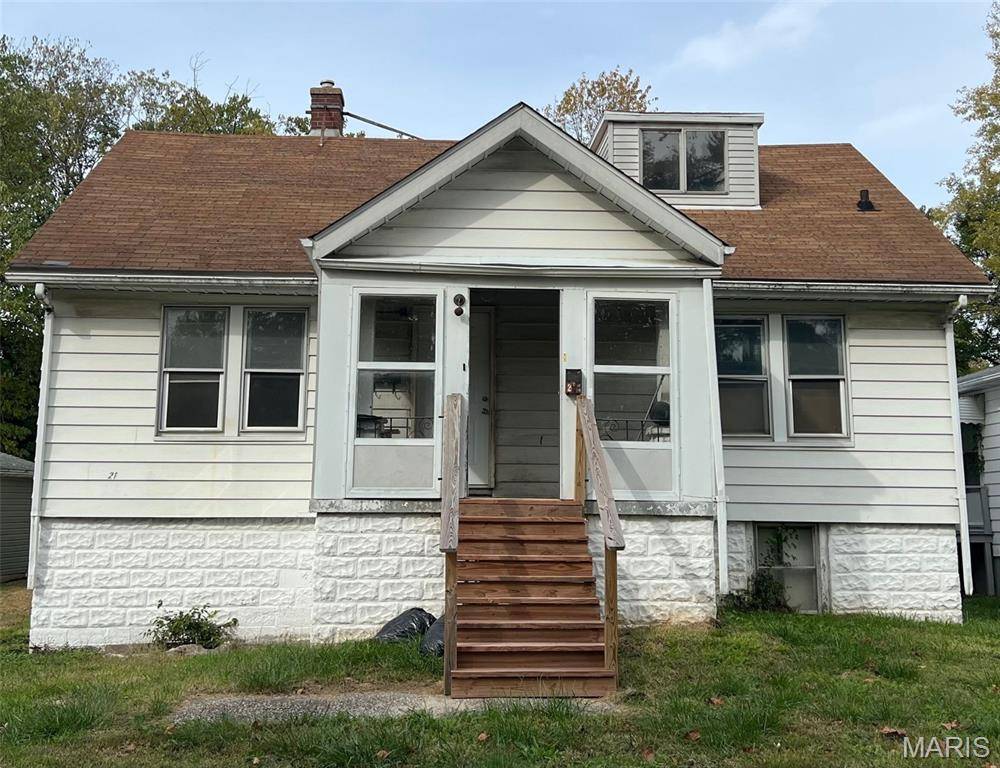 21 S 57th ST, Belleville, IL 62226