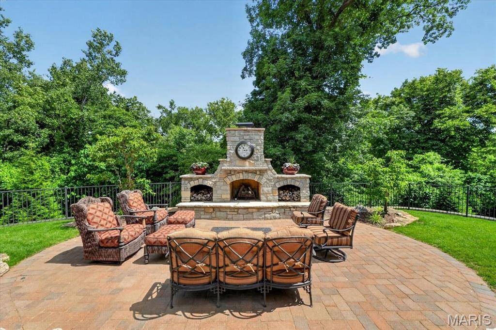 16925 Todd Evan Trail RD, Chesterfield, MO 63005