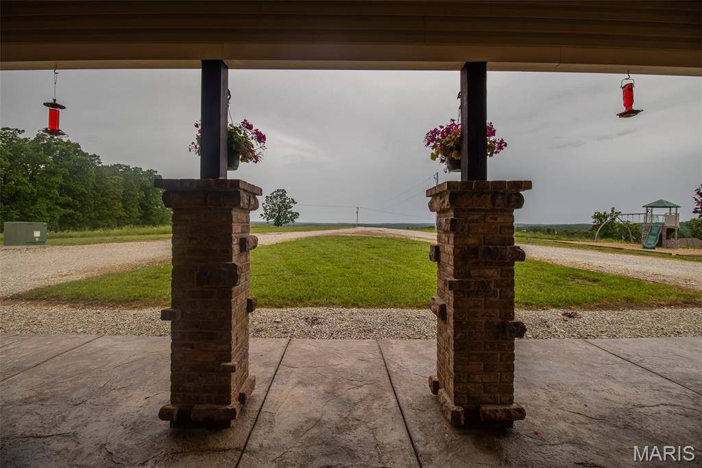 10076 Puckett RD, Potosi, MO 63660