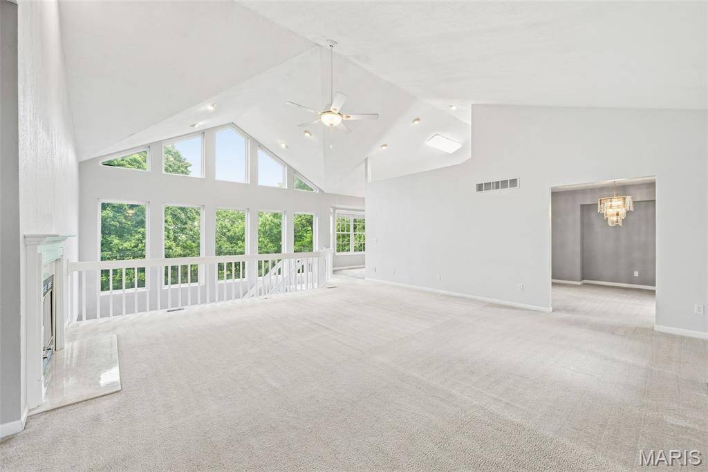 5063 Oak Bluff DR, High Ridge, MO 63049