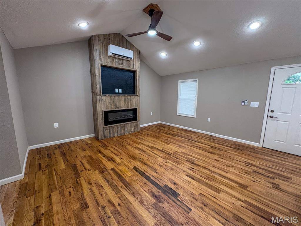 605 Don ST, Poplar Bluff, MO 63901