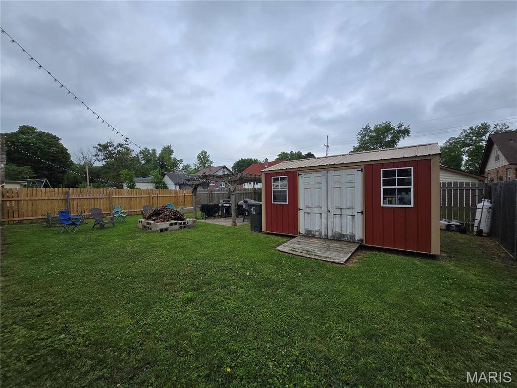 105 S Carleton ST, Farmington, MO 63640