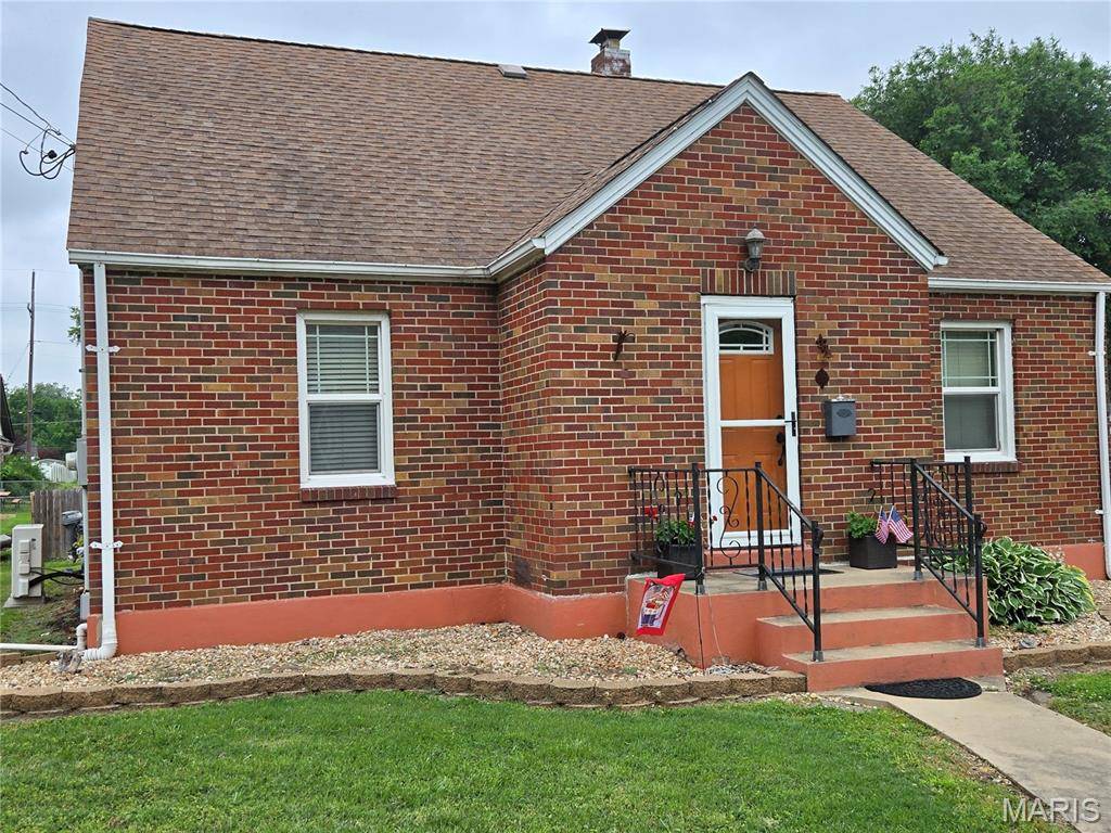 105 S Carleton ST, Farmington, MO 63640
