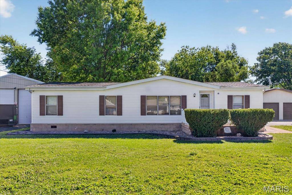 40 Godin AVE, East Carondelet, IL 62240
