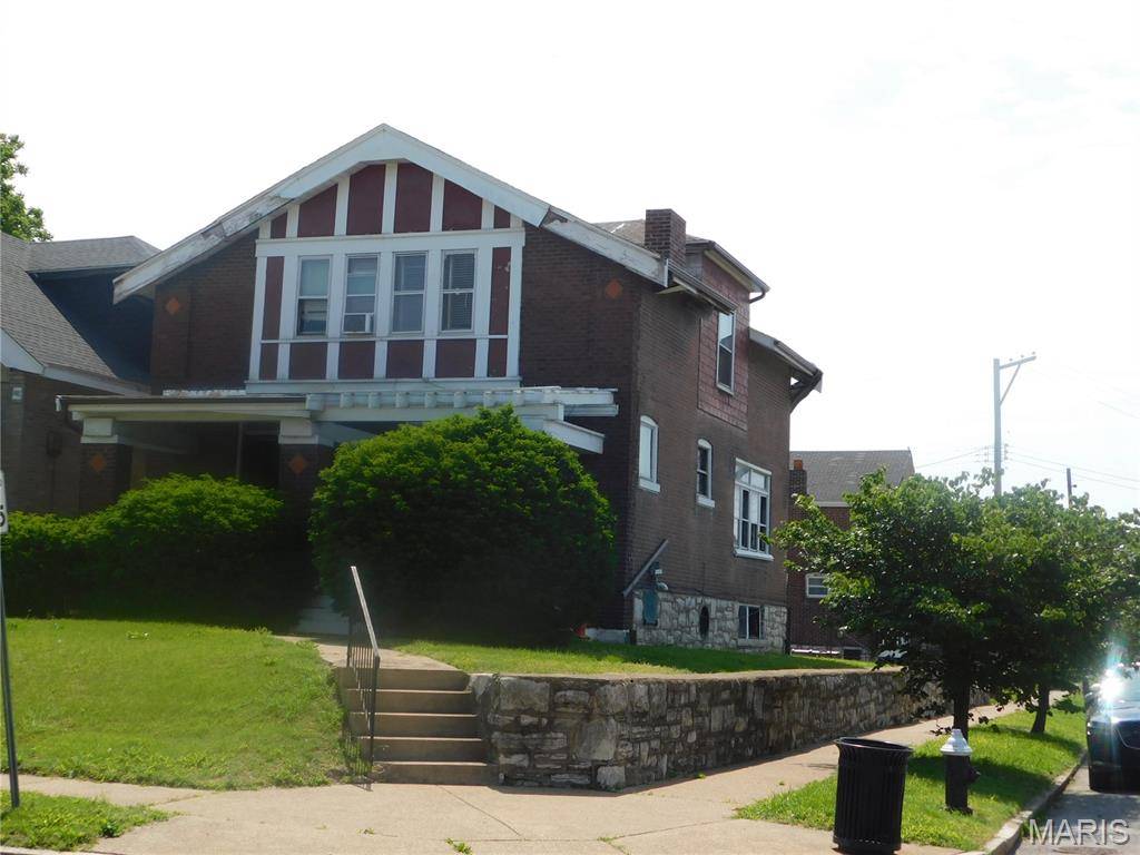4502 Harris AVE, St Louis, MO 63115