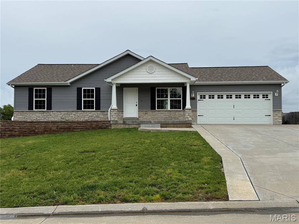 128 Linder LN, Winfield, MO 63389