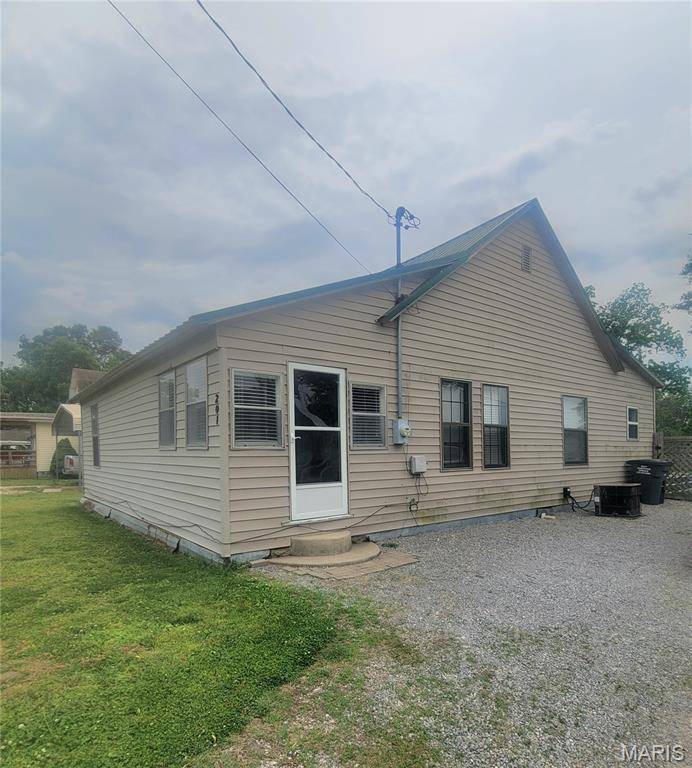 201 S Bates ST, Morehouse, MO 63868