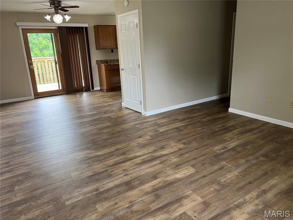 3211 College AVE, Alton, IL 62002