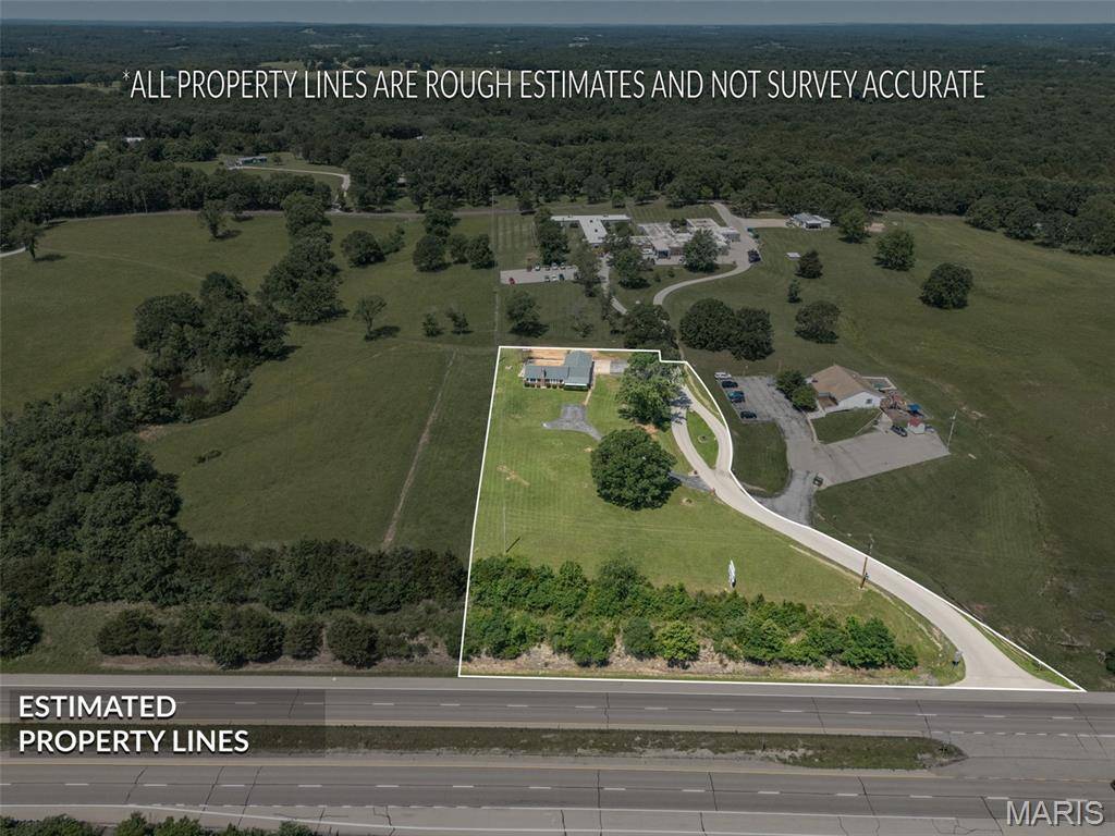 3220 Baisch DR, Unincorporated, MO 63020