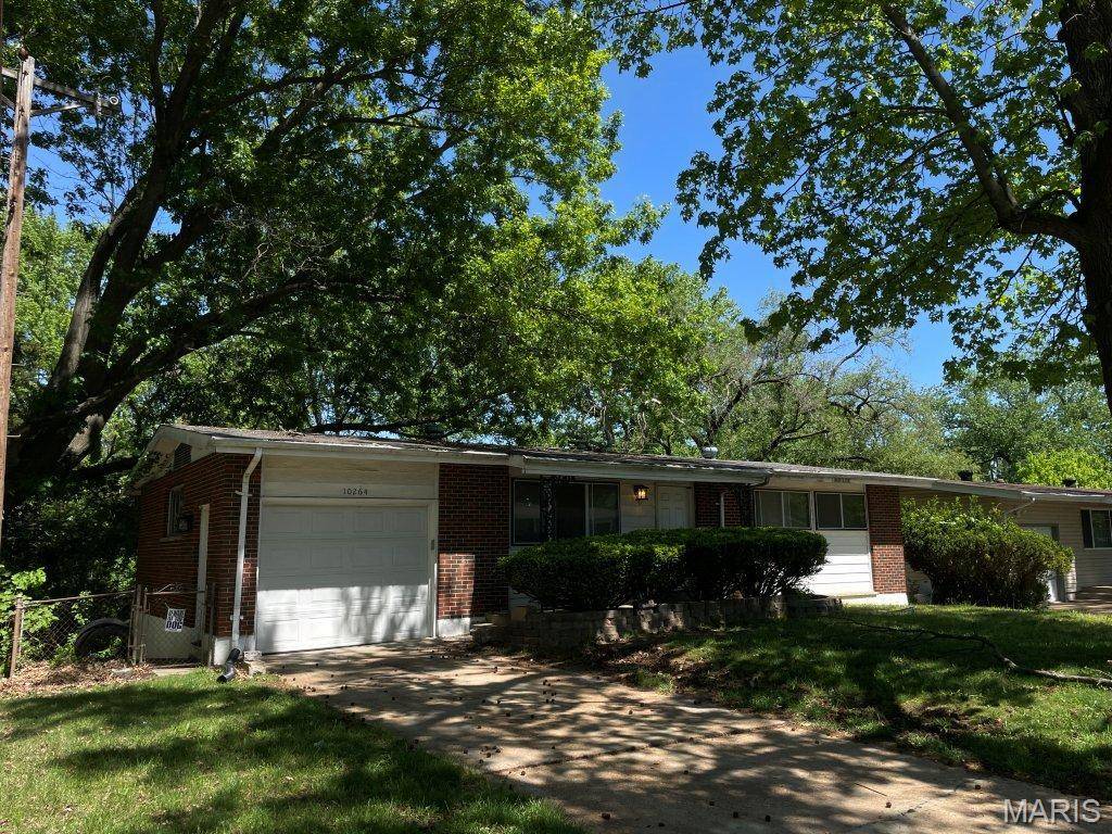10264 Dacey DR, Dellwood, MO 63136