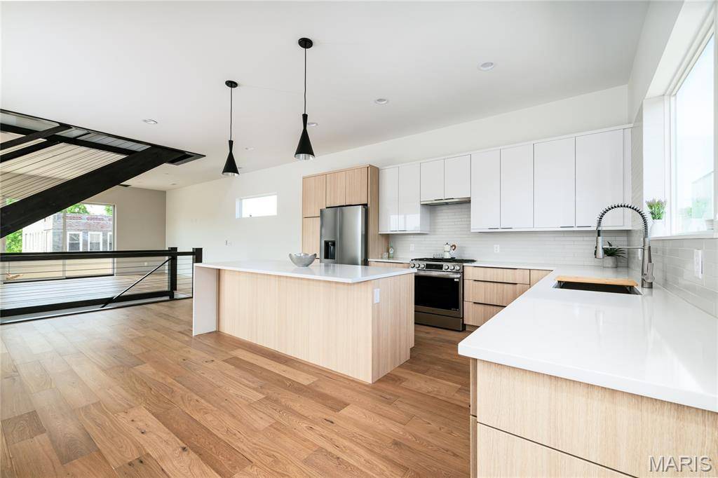 2731 lafayette avenue, St Louis, MO 63104