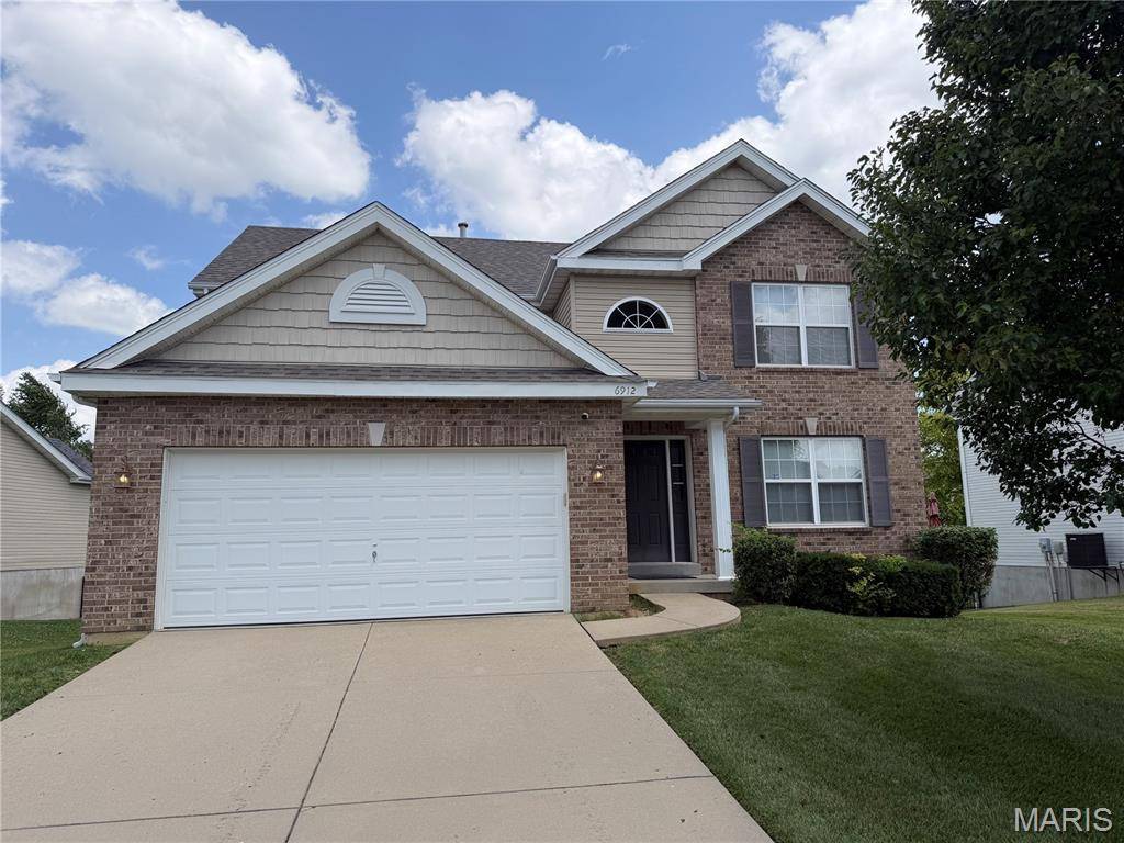 6912 Arbor Cove DR, Fairview Heights, IL 62208