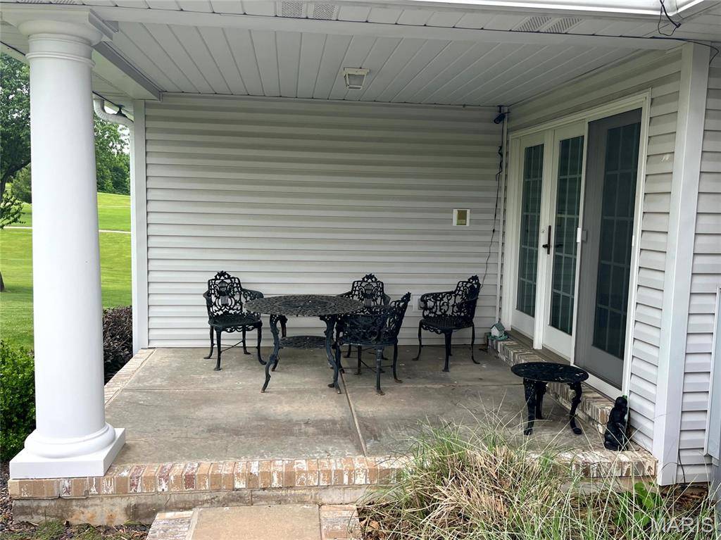 5 Woods Fort CT, Troy, MO 63379