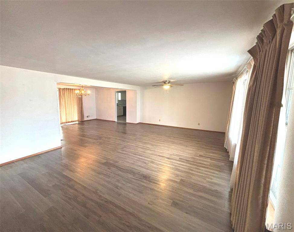 331 Illinois, Salem, IL 62881