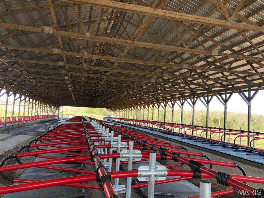 9290 Burton Branch RD, Bucyrus, MO 65444