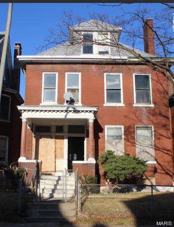 3225 Greer AVE, St Louis, MO 63107